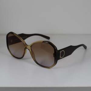 Salvatore Ferragamo SF942S 326 Khaki Brown Gradient Lens Sunglasses 61-17-145mm